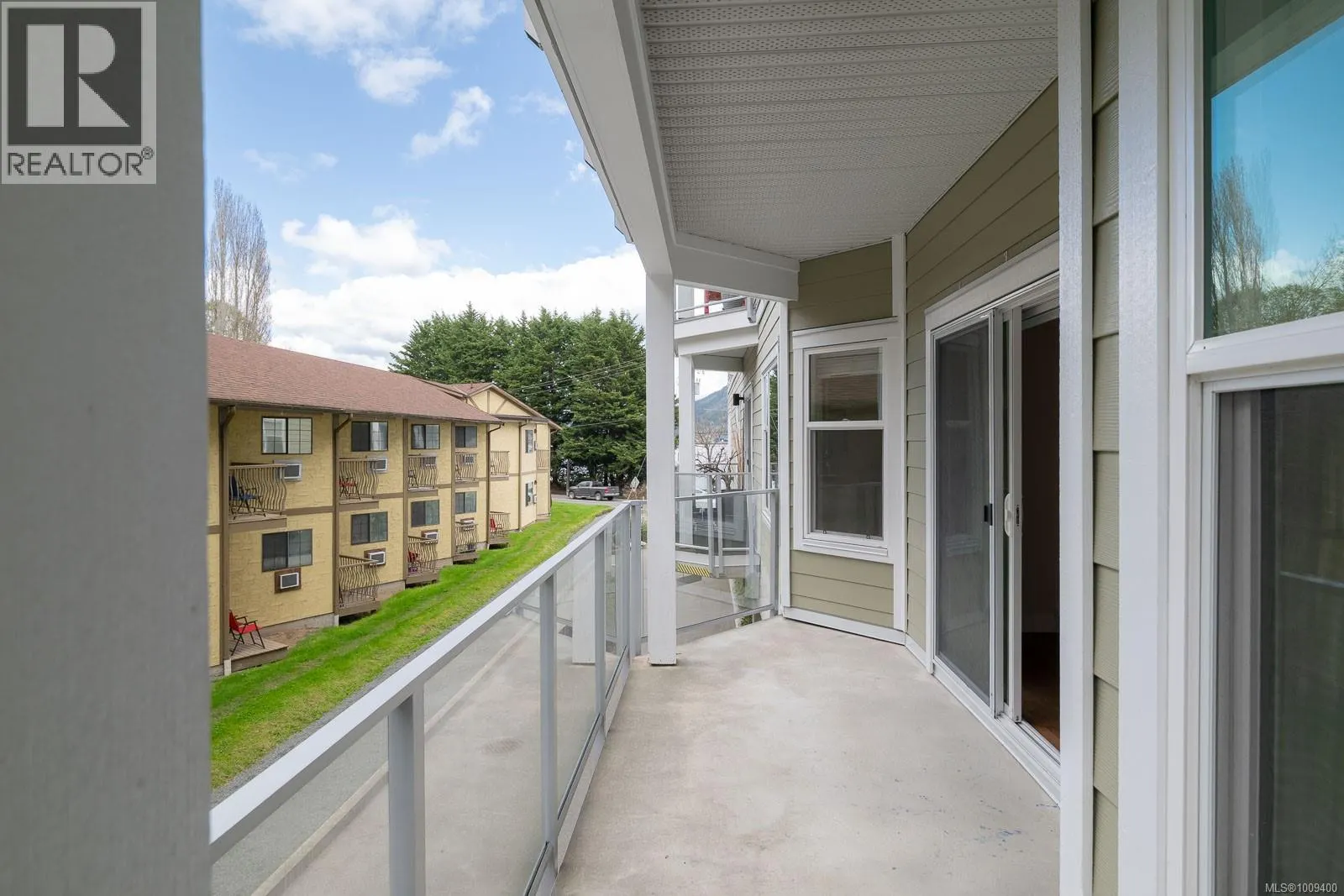 204 1838 Cowichan Bay Rd