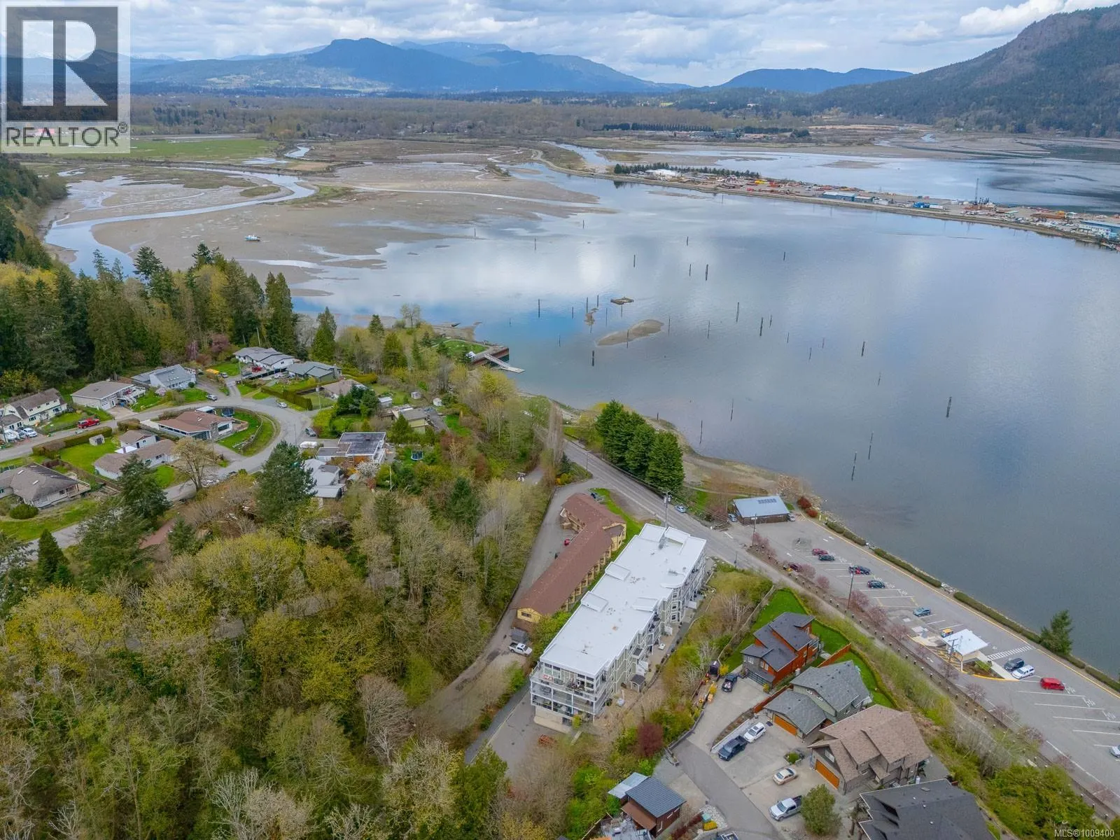 204 1838 Cowichan Bay Rd