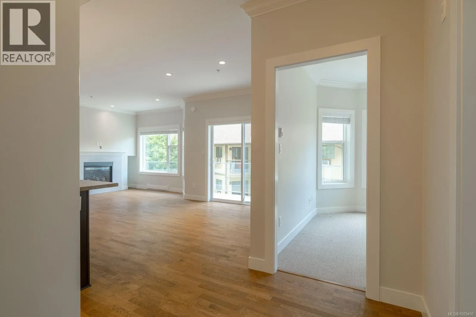 204 1838 Cowichan Bay Rd