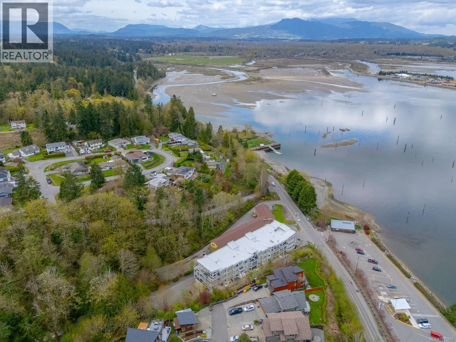 204 1838 Cowichan Bay Rd