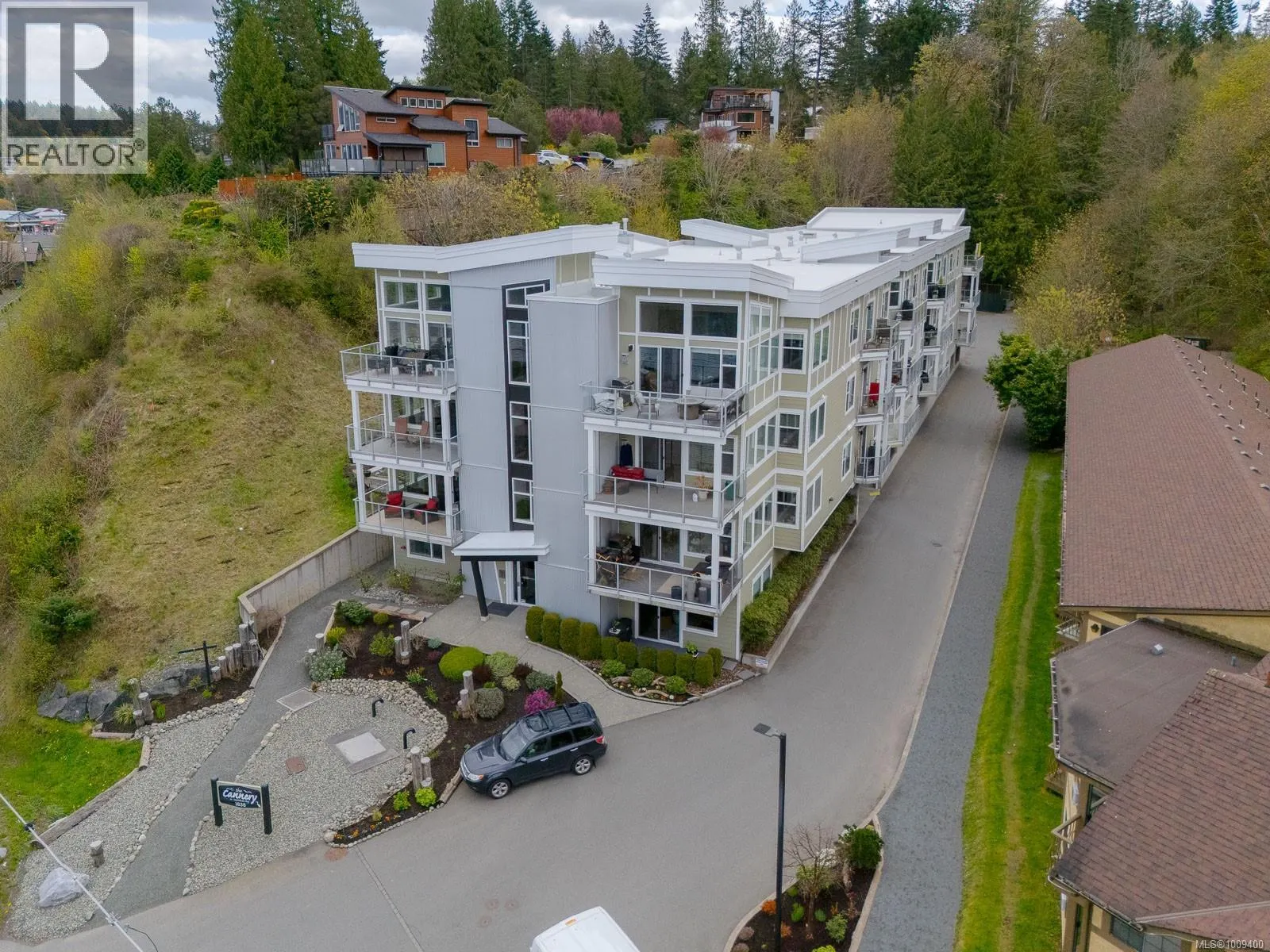 204 1838 Cowichan Bay Rd