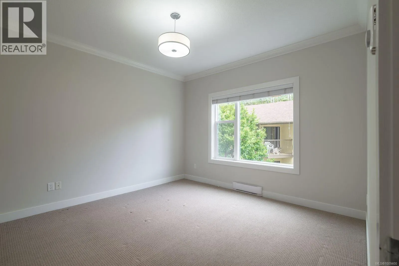 204 1838 Cowichan Bay Rd