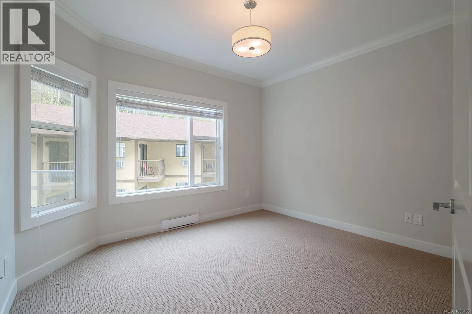 204 1838 Cowichan Bay Rd