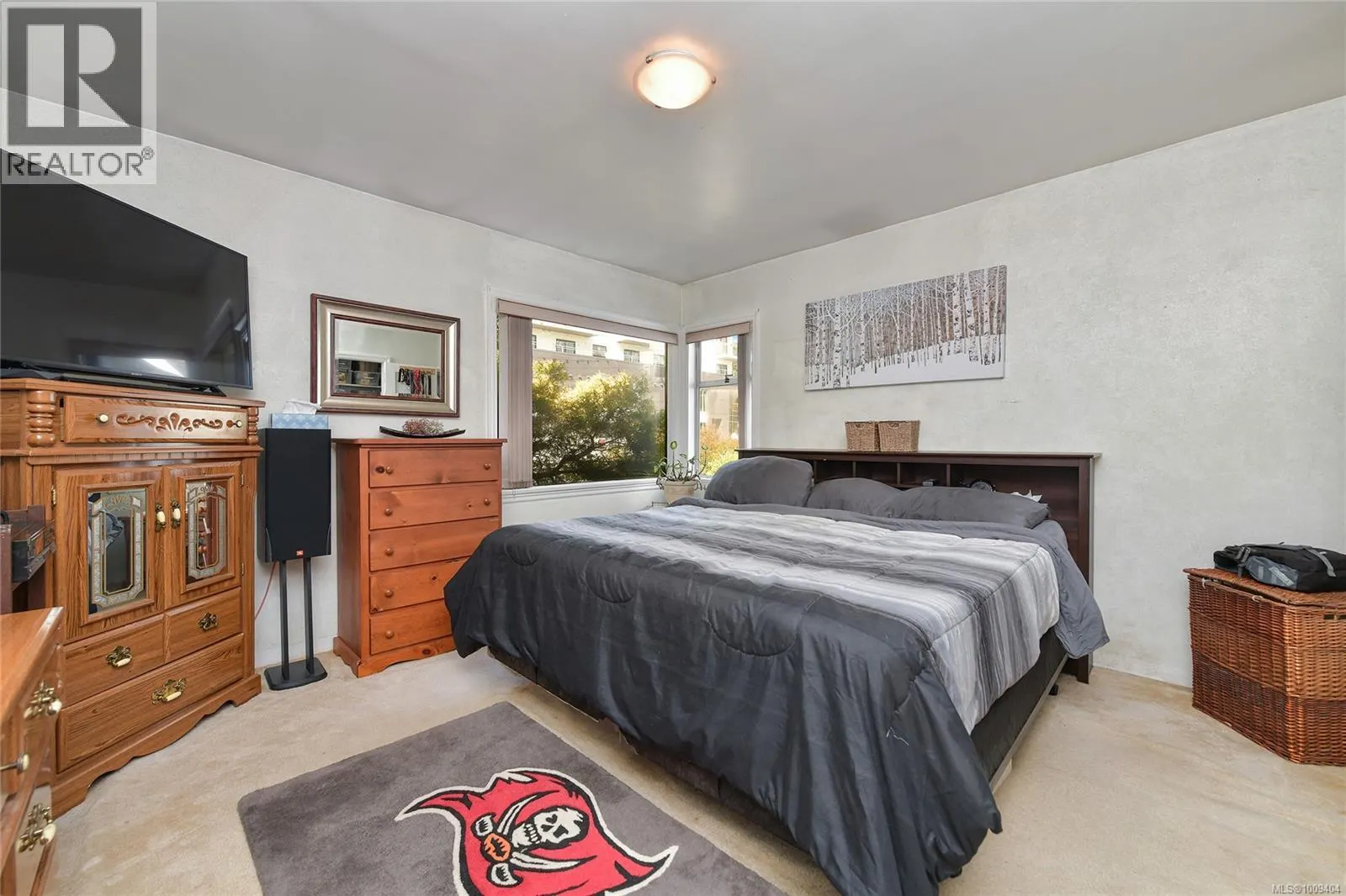 1113 Esquimalt Rd