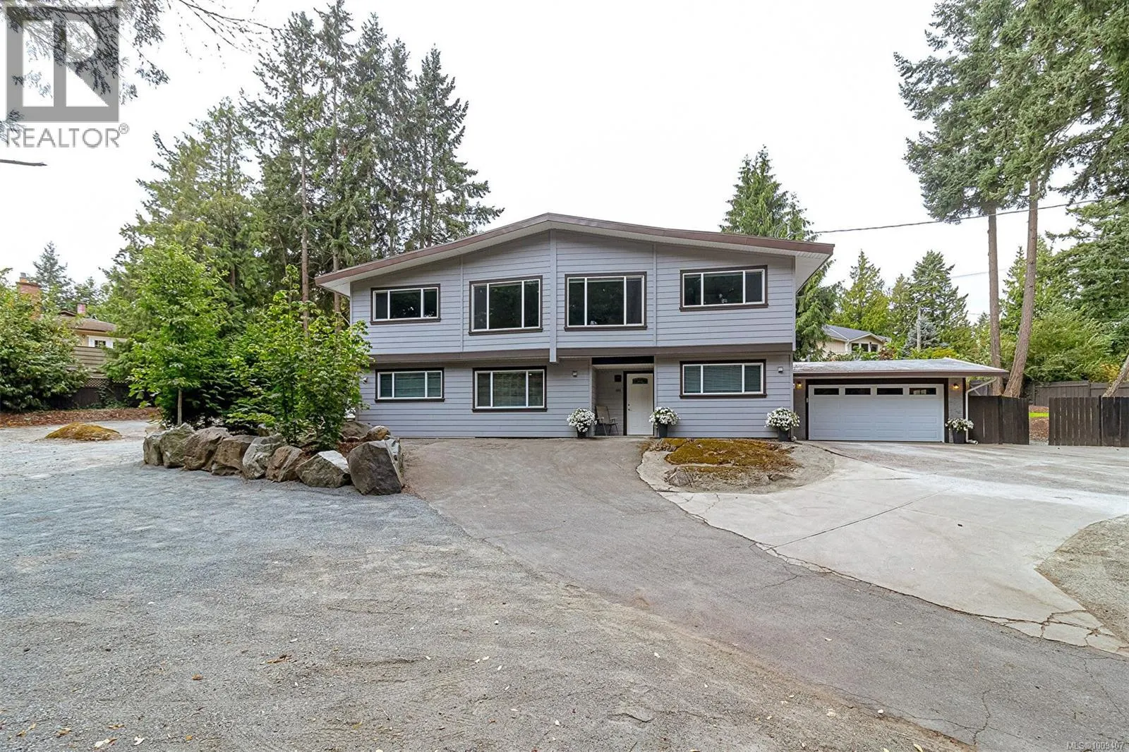 1991 Dean Park Rd