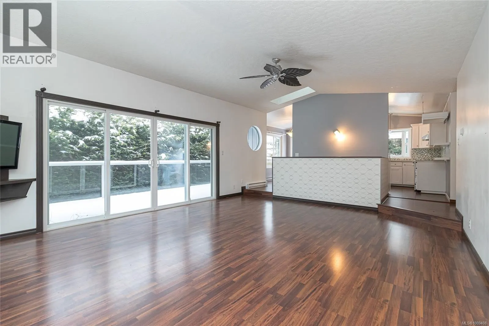 711 Bexhill Rd