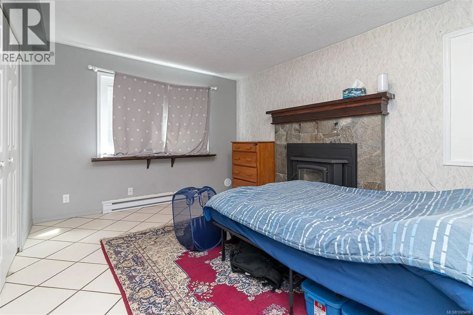711 Bexhill Rd