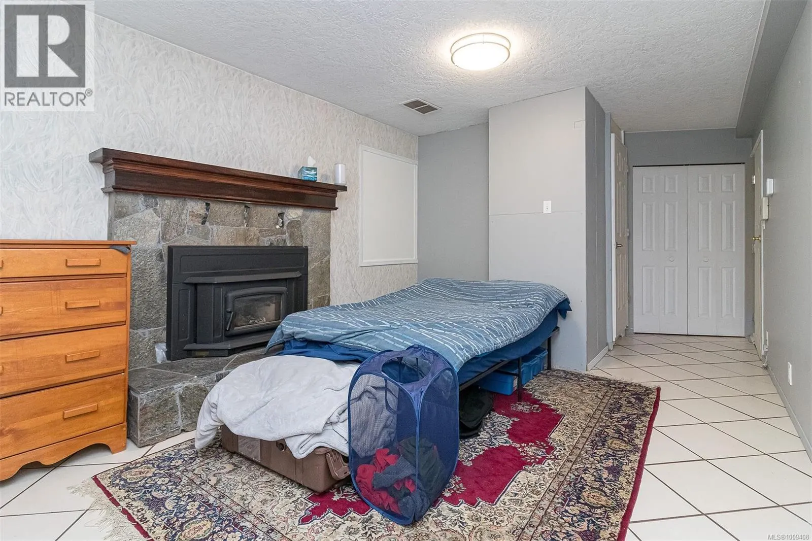 711 Bexhill Rd