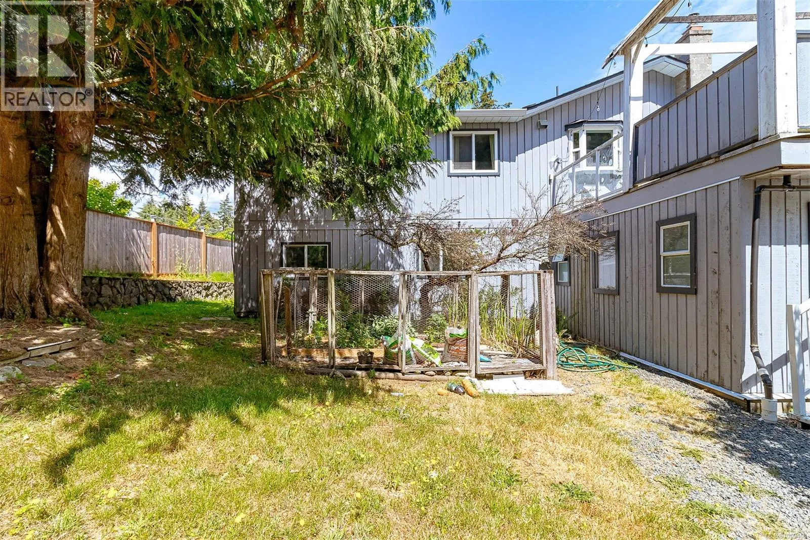 711 Bexhill Rd
