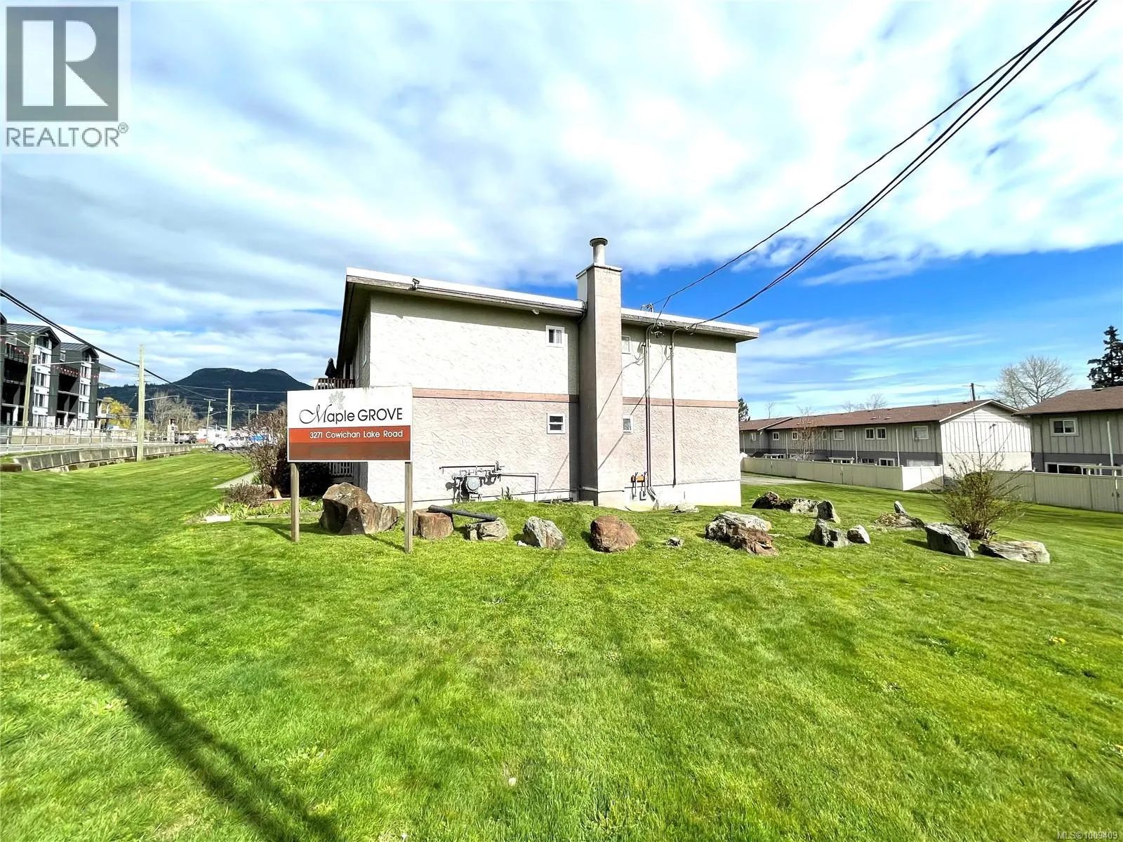 17 3271 Cowichan Lake Rd