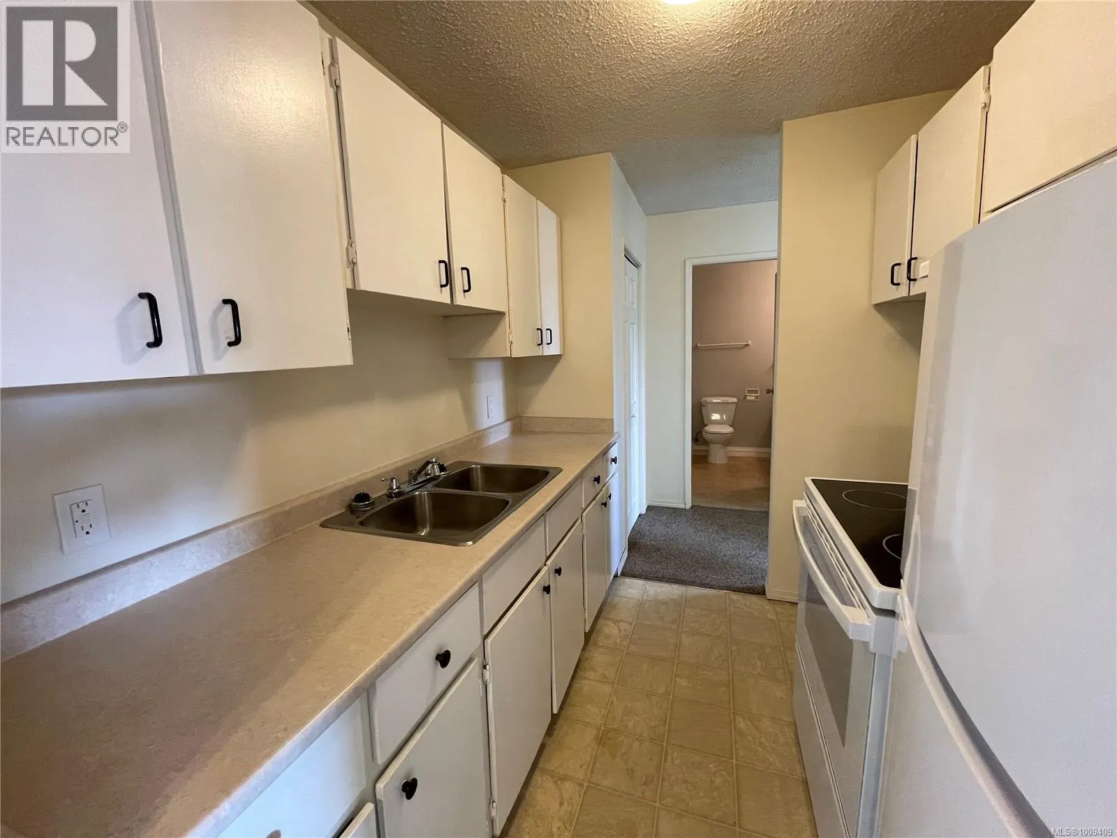 17 3271 Cowichan Lake Rd
