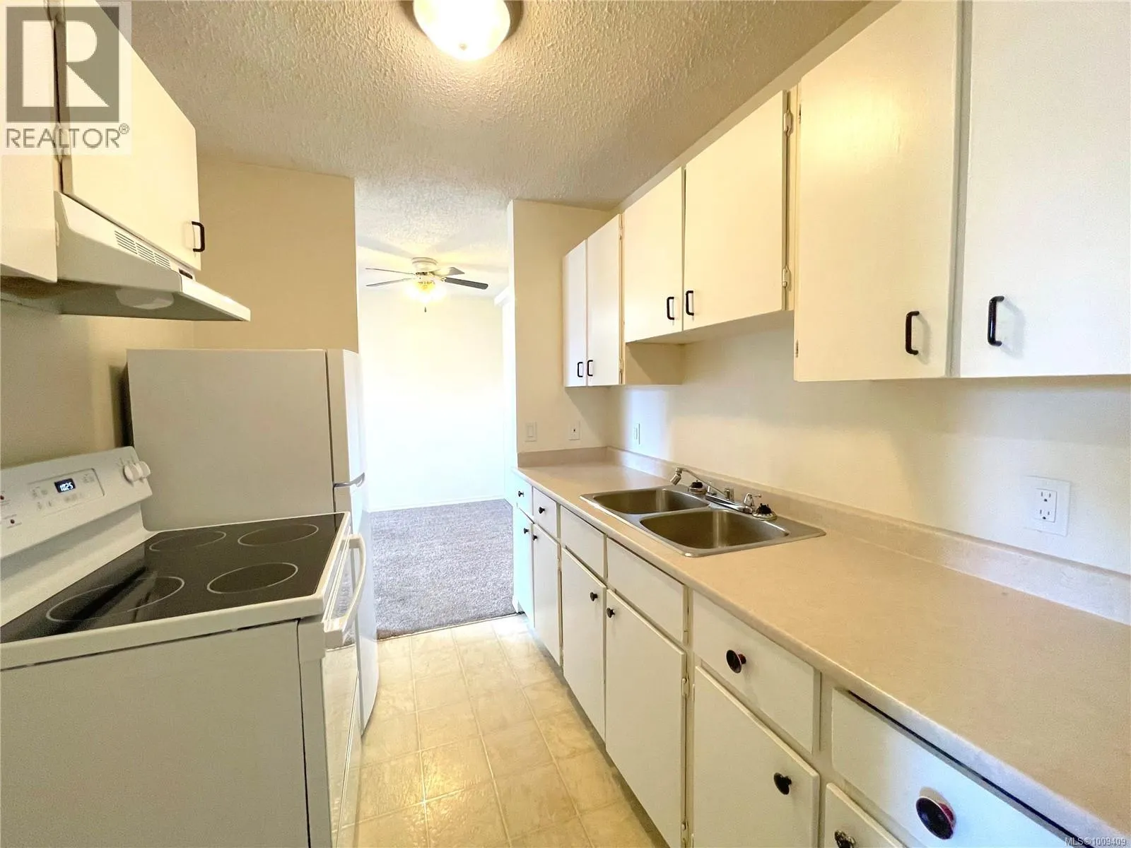 17 3271 Cowichan Lake Rd
