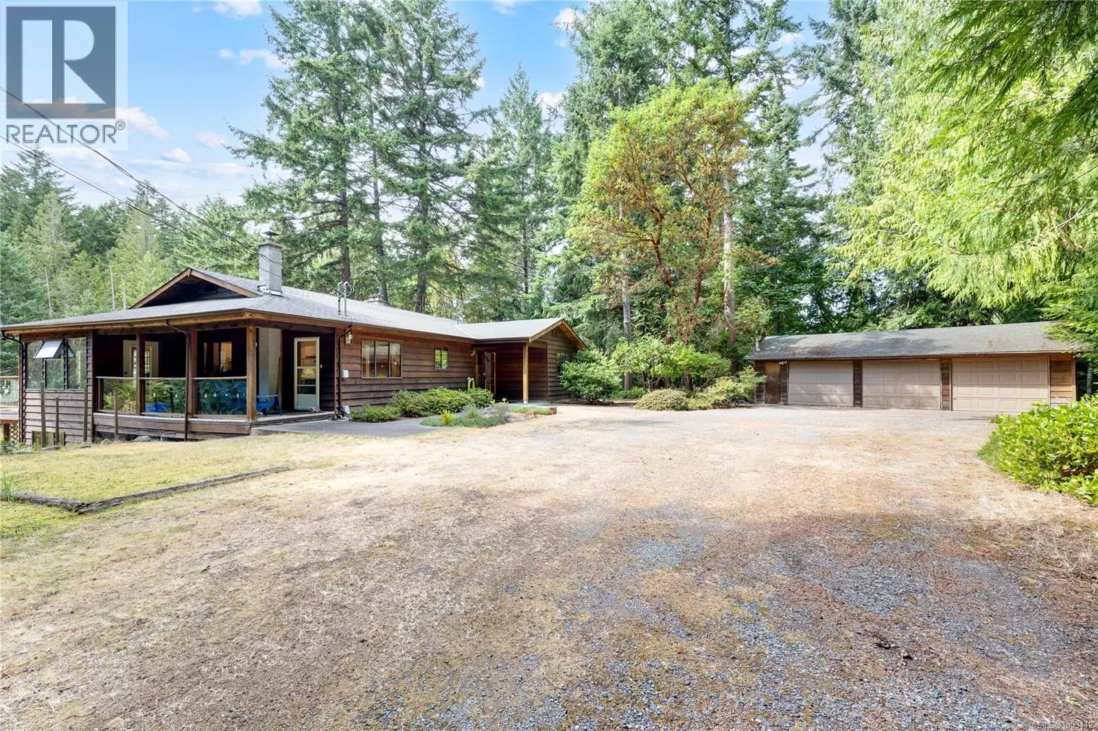 2905 Southey Point Rd
