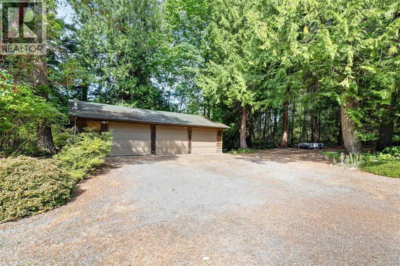 2905 Southey Point Rd
