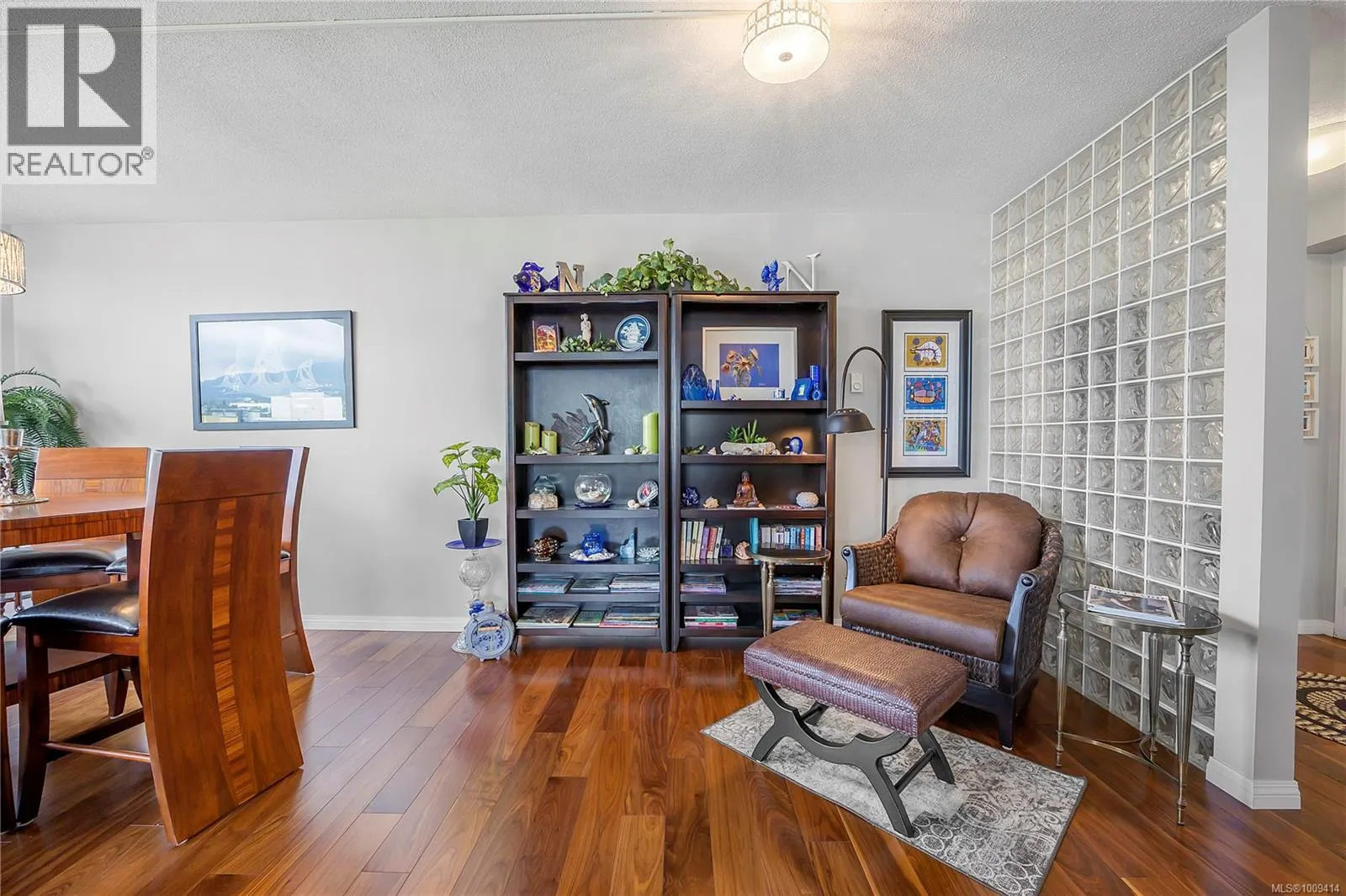 502 158 Promenade Dr