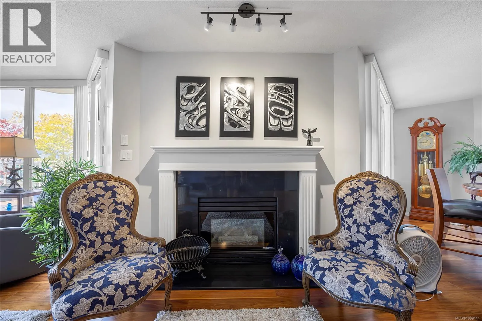502 158 Promenade Dr