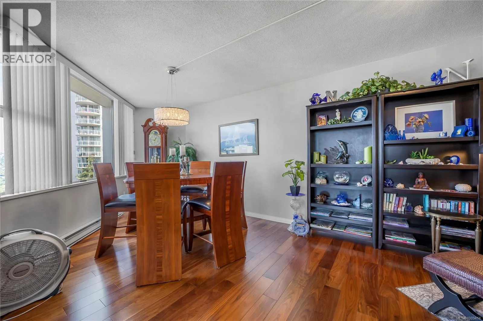 502 158 Promenade Dr