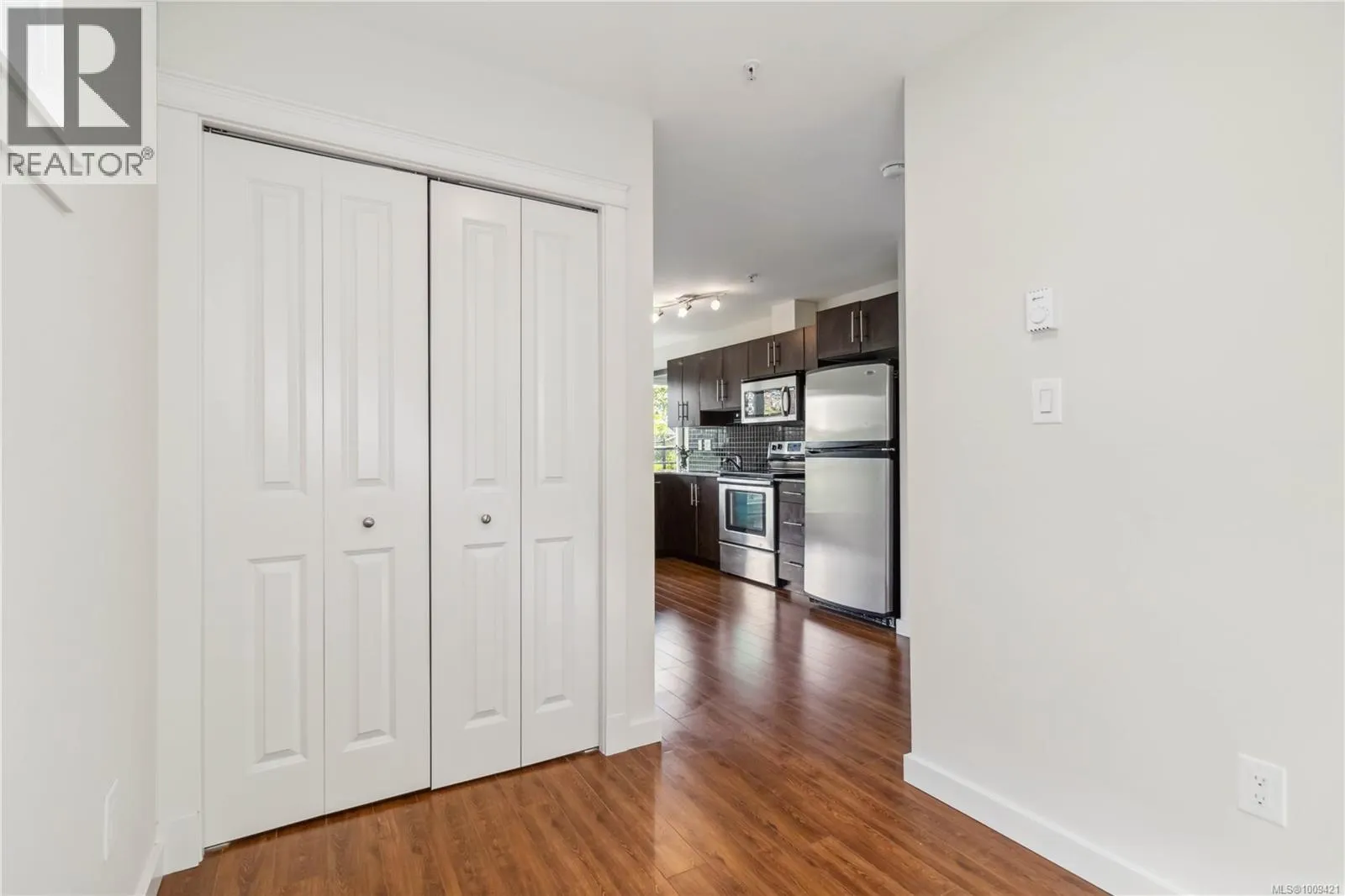 308 1405 Esquimalt Rd