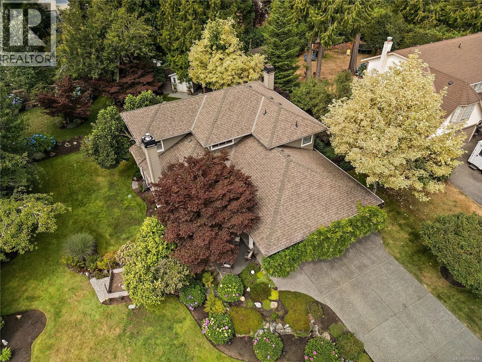 1590 Mayneview Terr