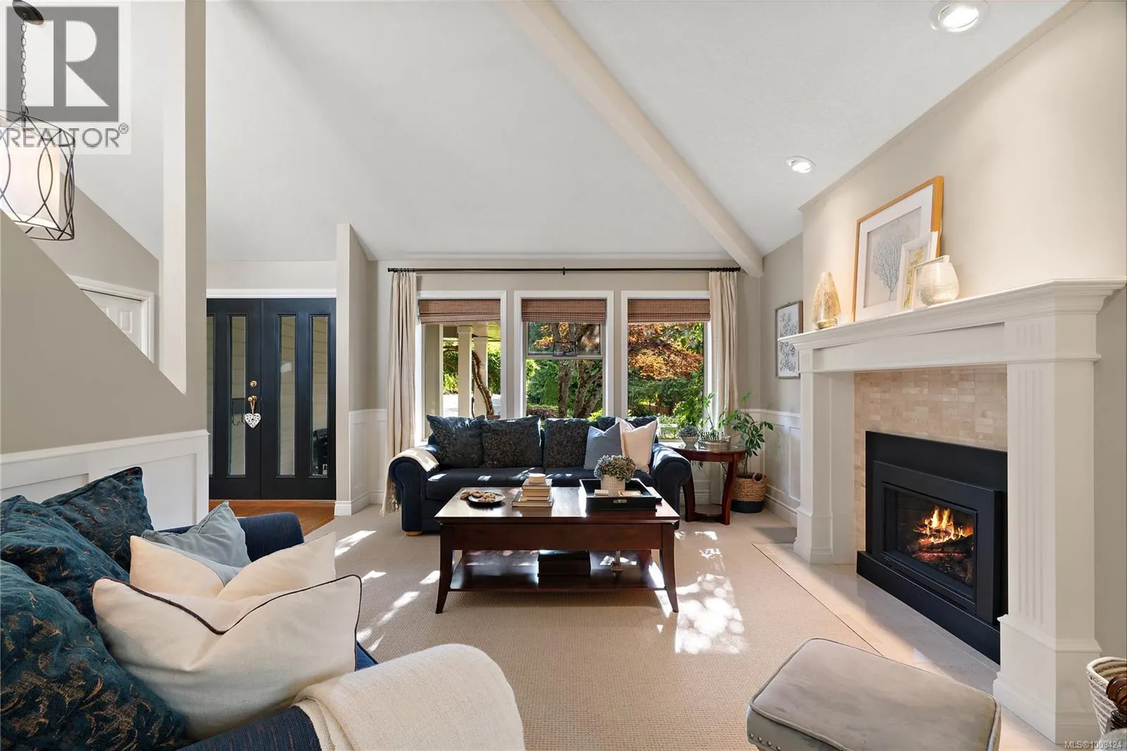 1590 Mayneview Terr