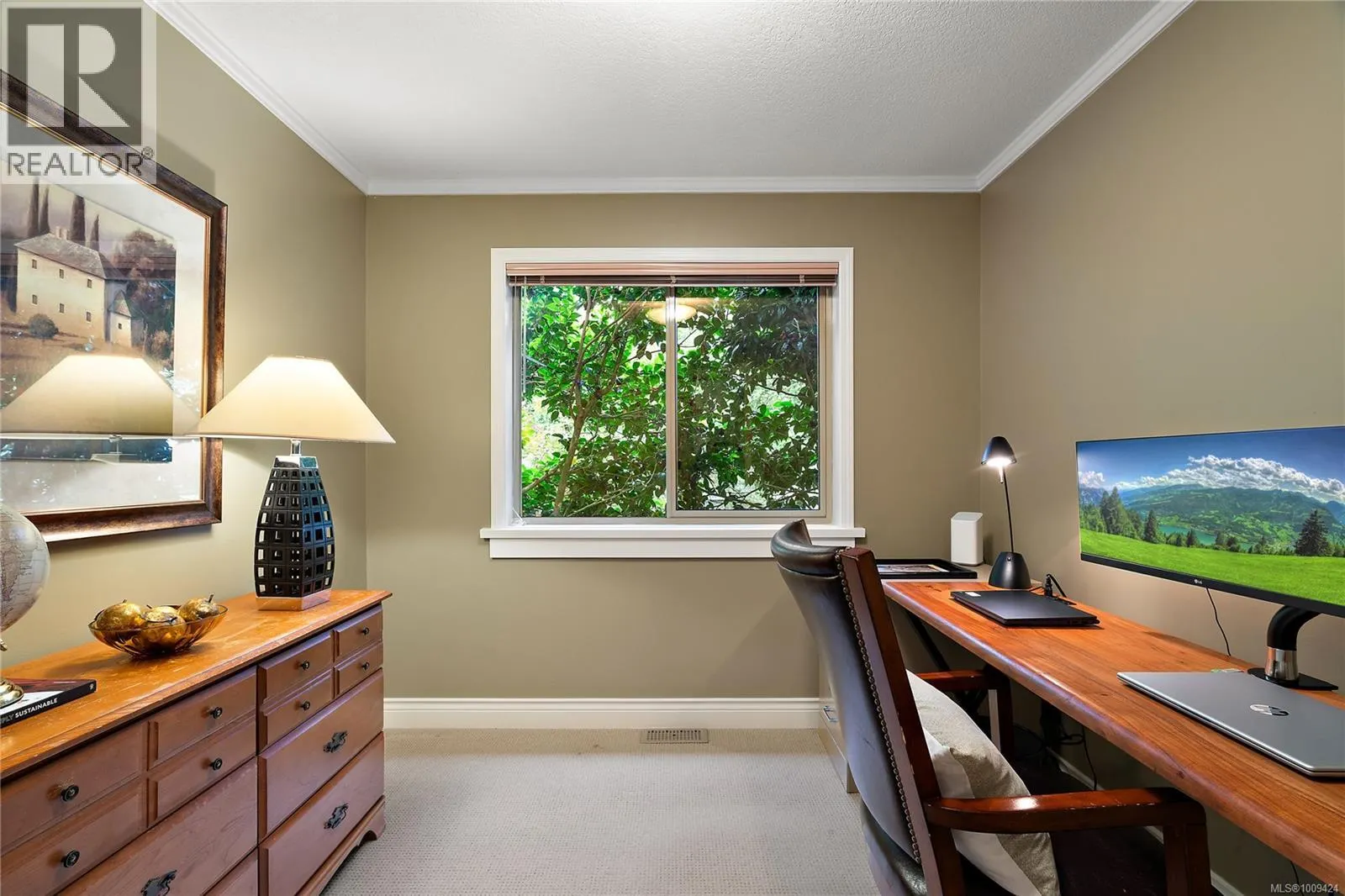 1590 Mayneview Terr