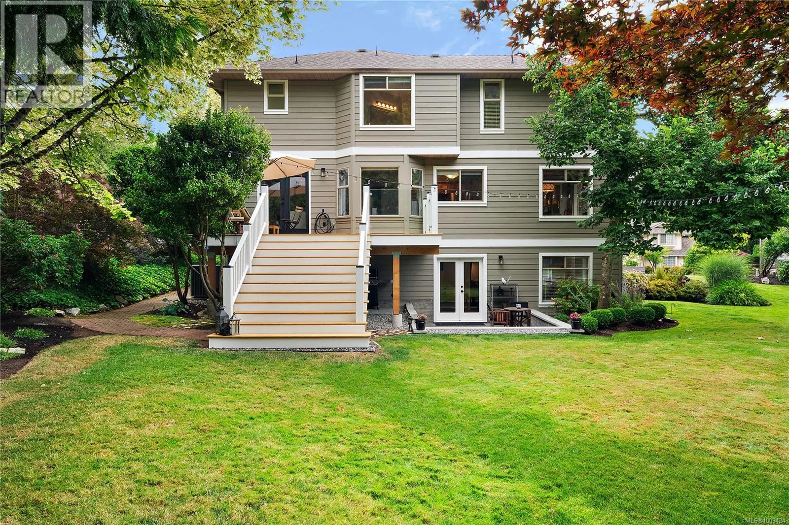 1590 Mayneview Terr