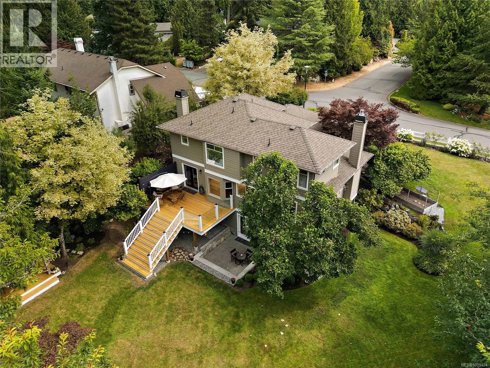 1590 Mayneview Terr