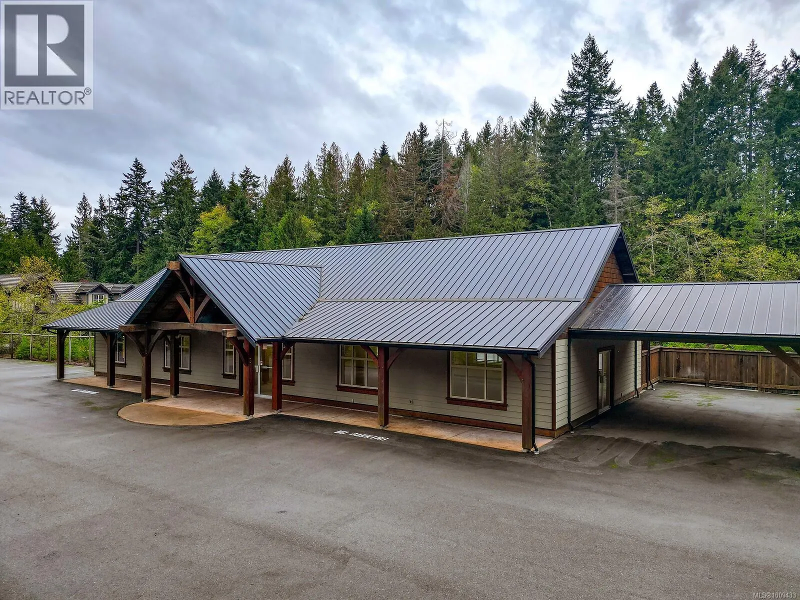 230 Rupert Rd E