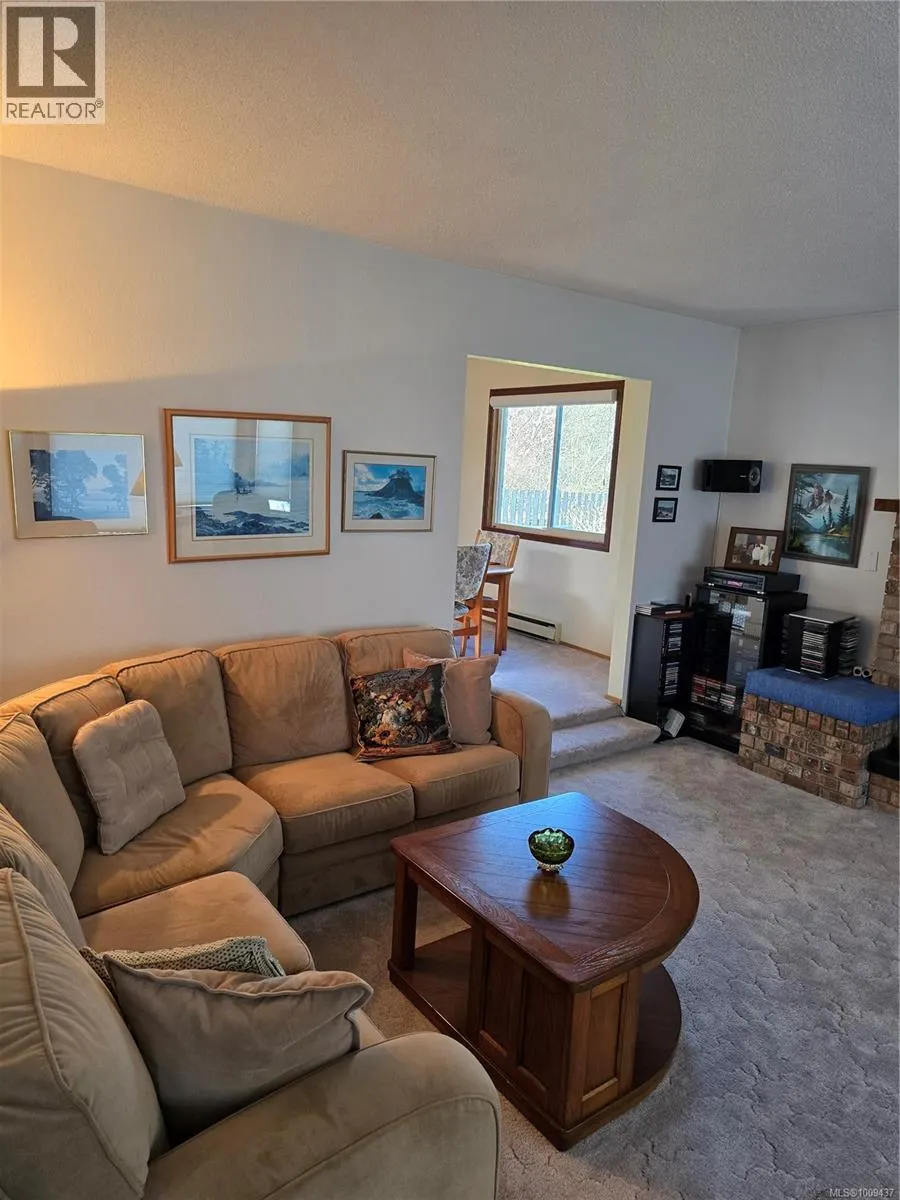 9596 Northlawn Terr