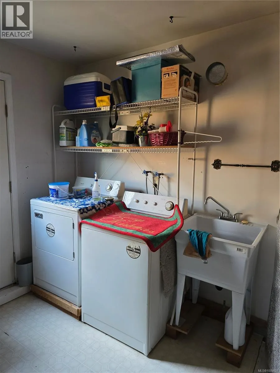9596 Northlawn Terr