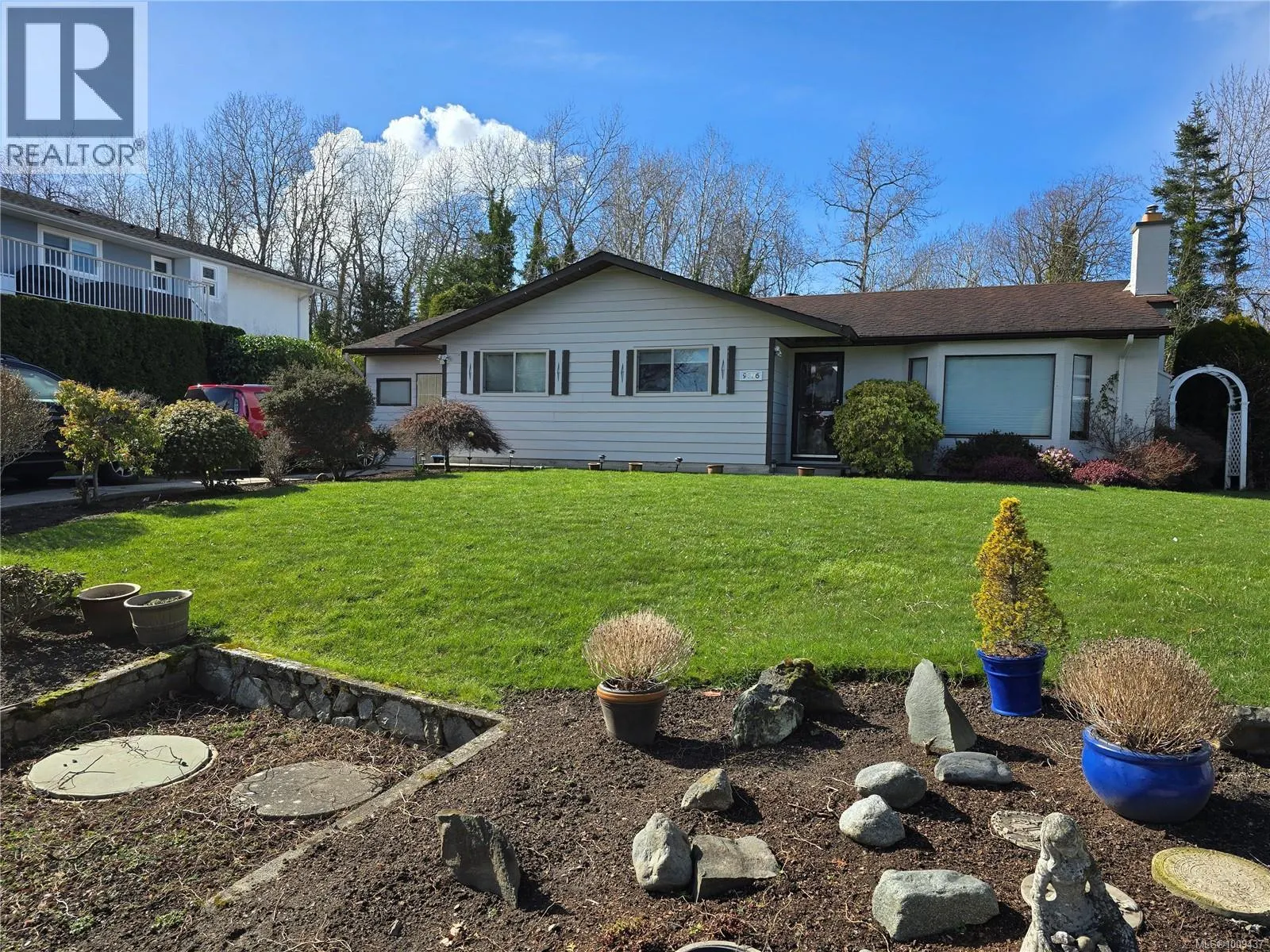 9596 Northlawn Terr