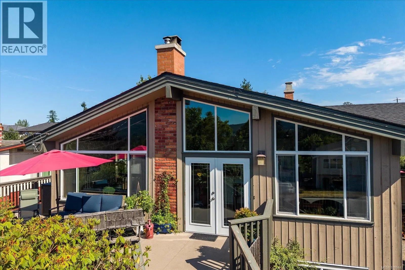 2222 Fern Rd