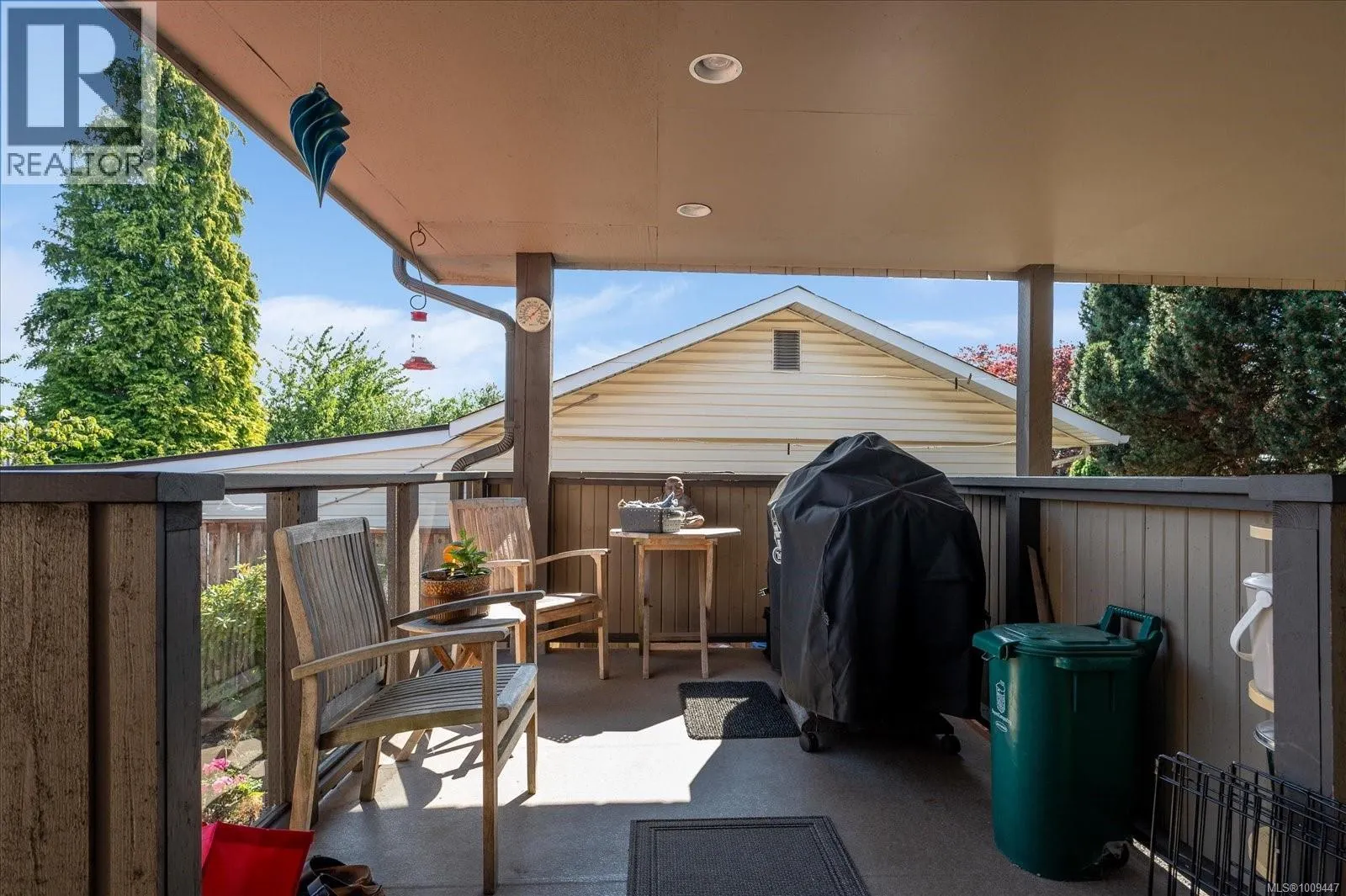 2222 Fern Rd
