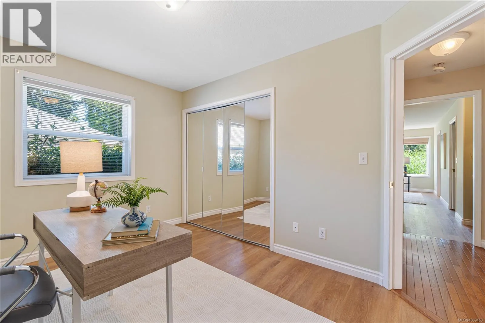 1323 Leeward Way