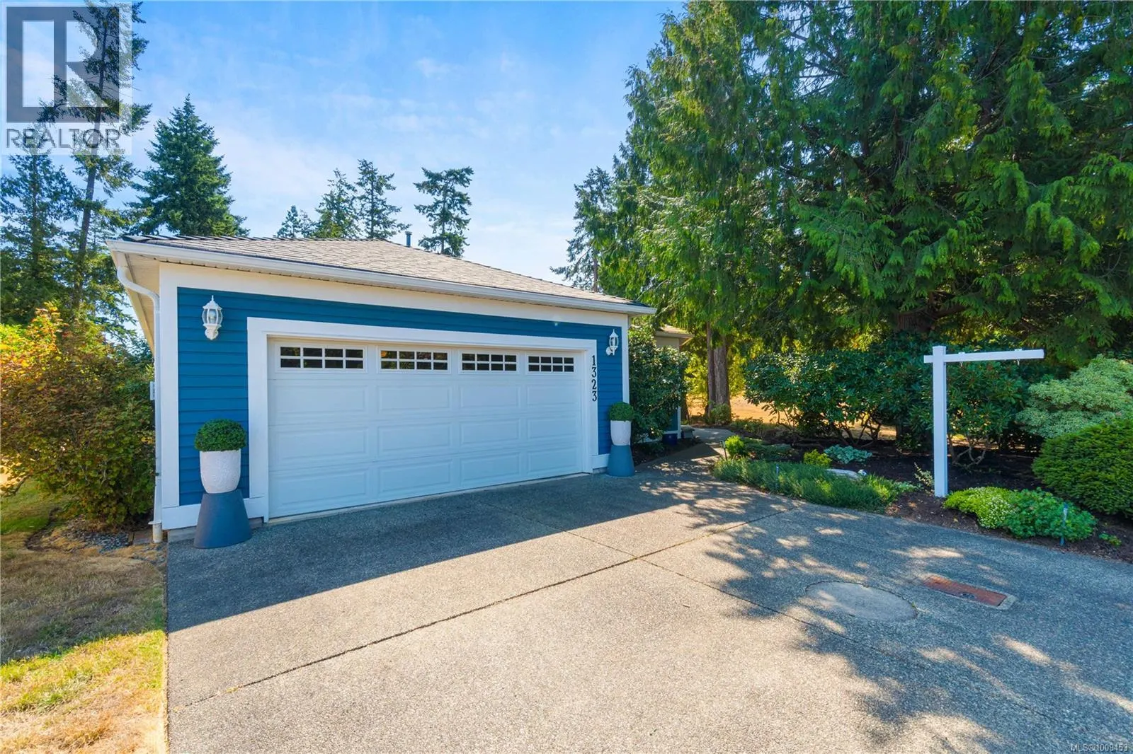 1323 Leeward Way