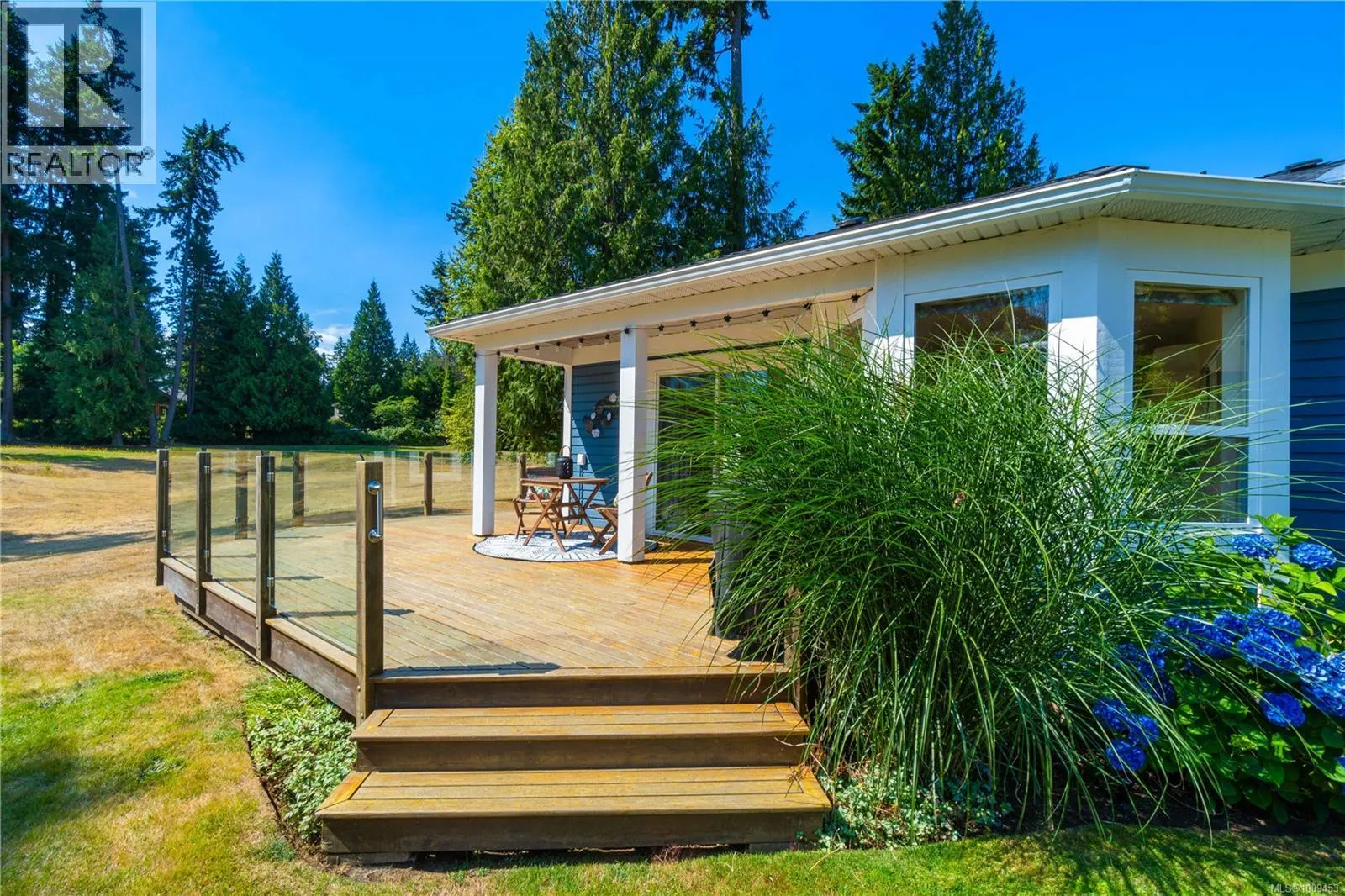 1323 Leeward Way