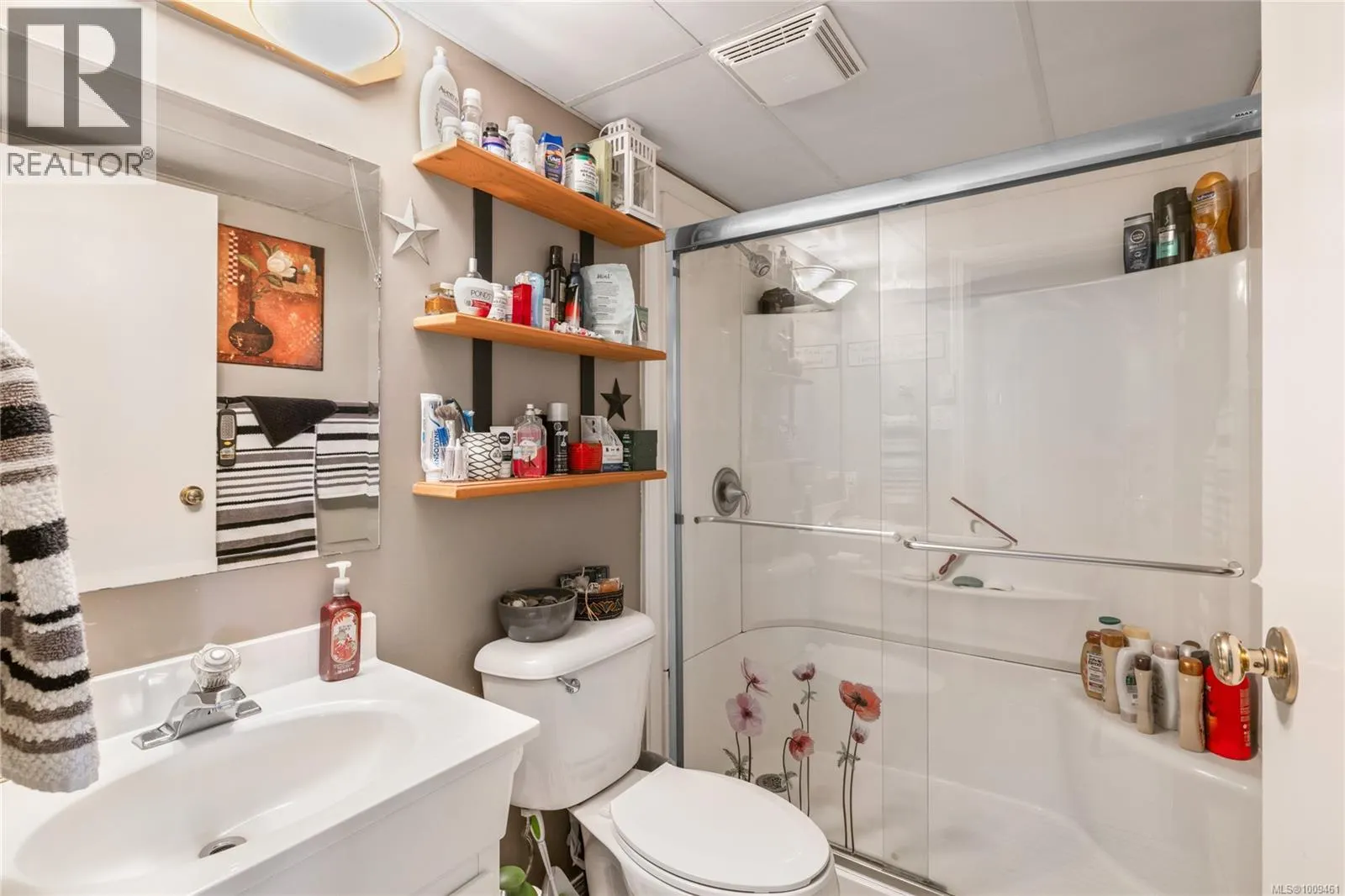 3021 Raymur Pl