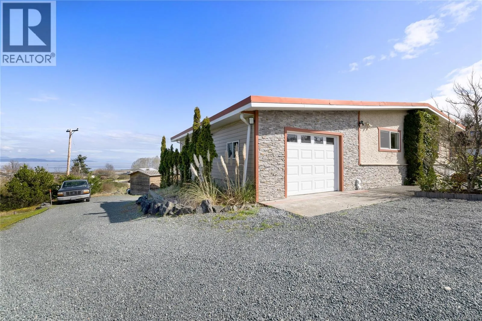 3021 Raymur Pl