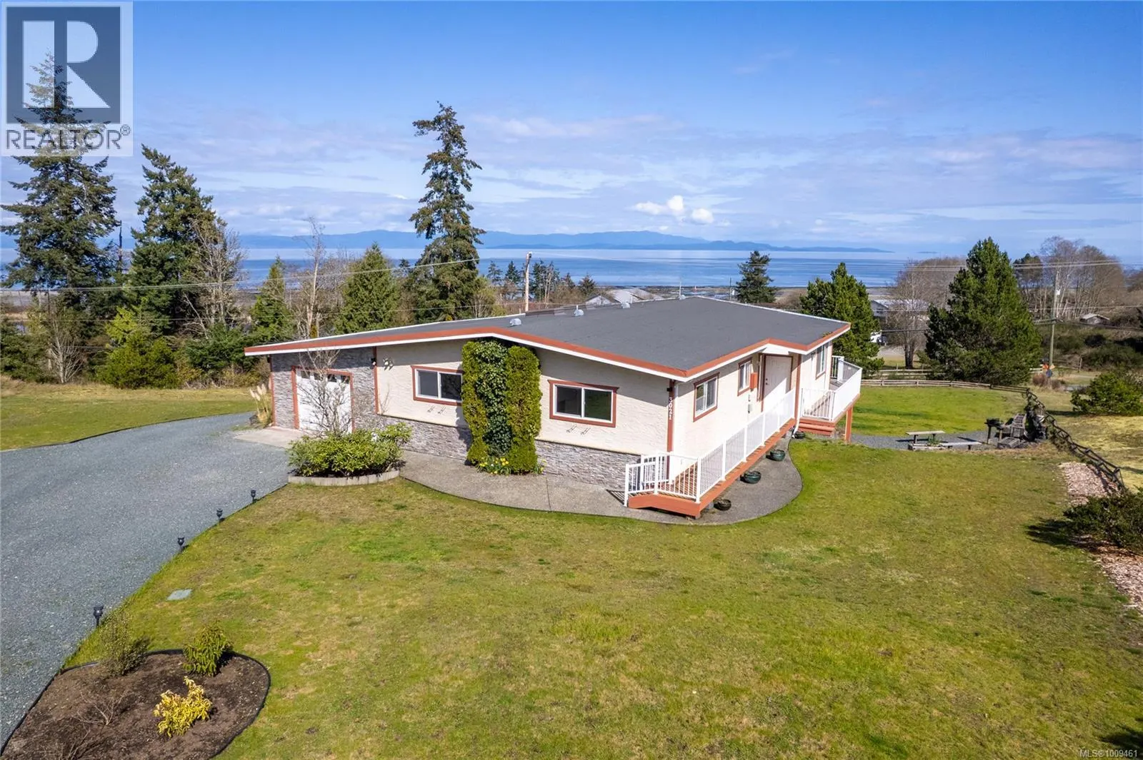 3021 Raymur Pl