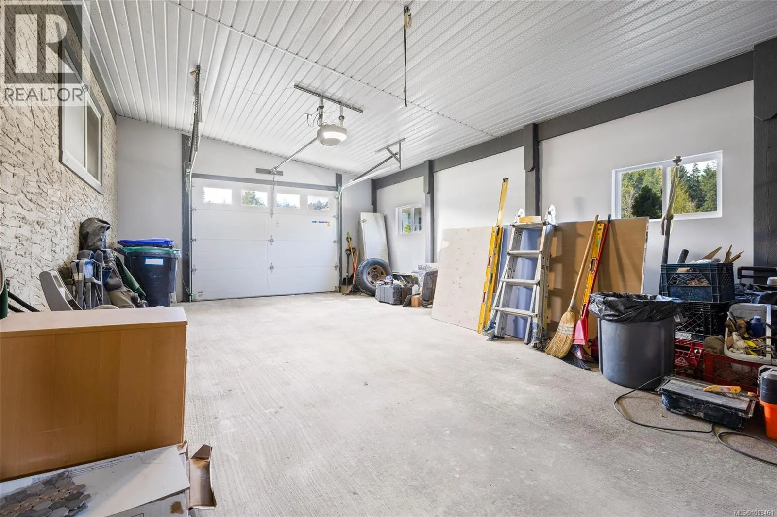 3021 Raymur Pl