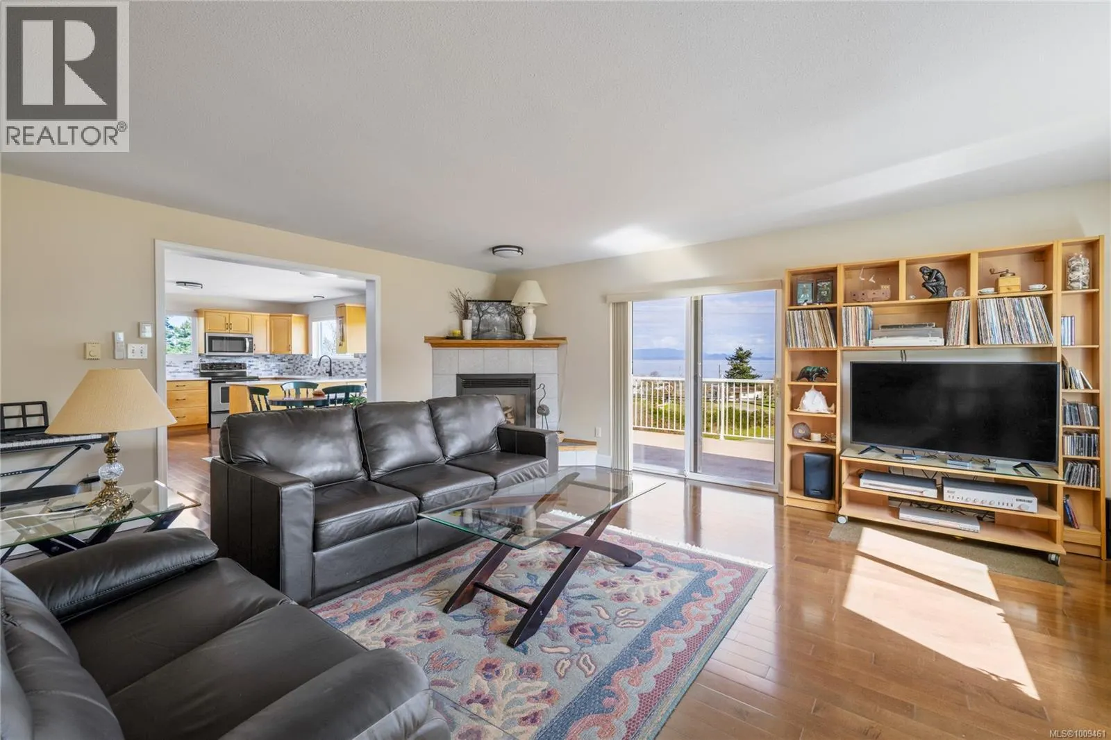 3021 Raymur Pl