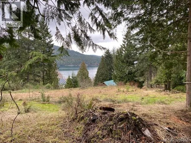 672 Isabella Point Rd