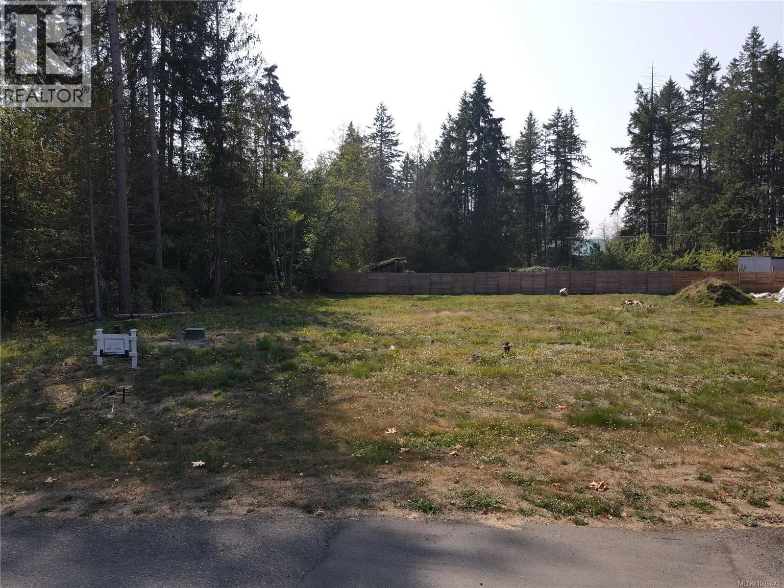 1060 Mclaughlin Pl