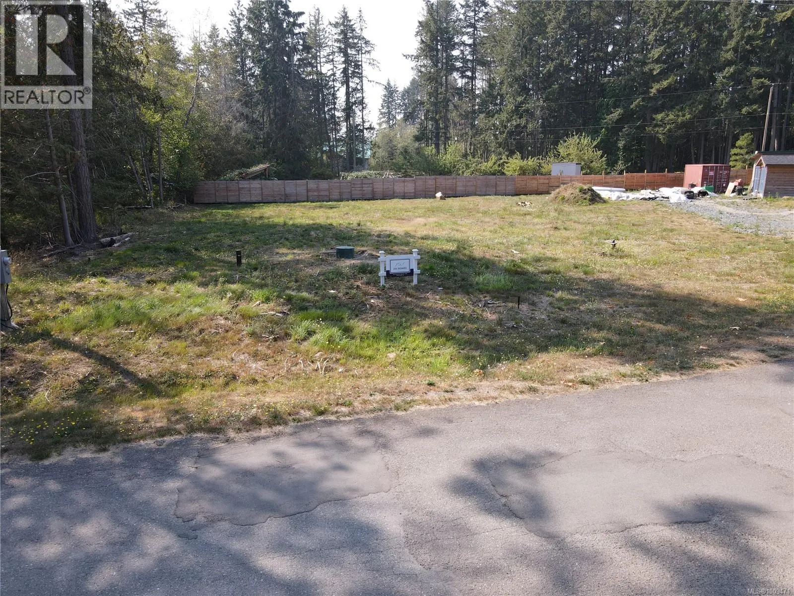 1060 Mclaughlin Pl