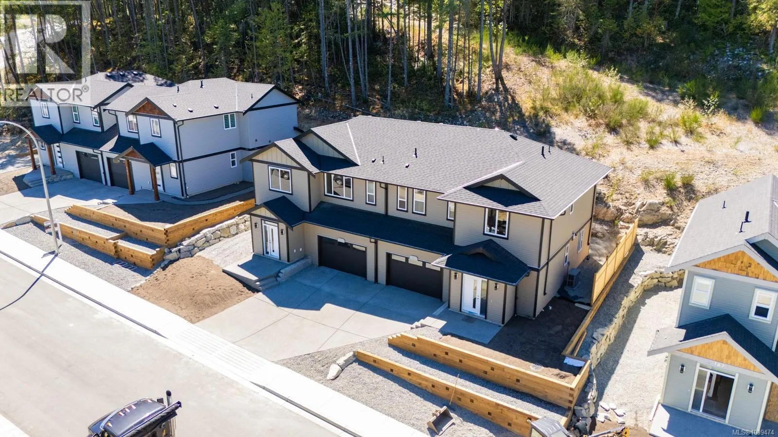163 Hunter Way