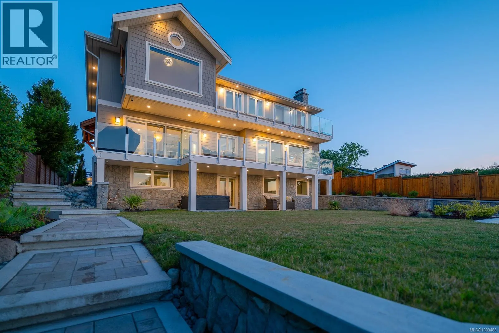 5411 Parker Ave