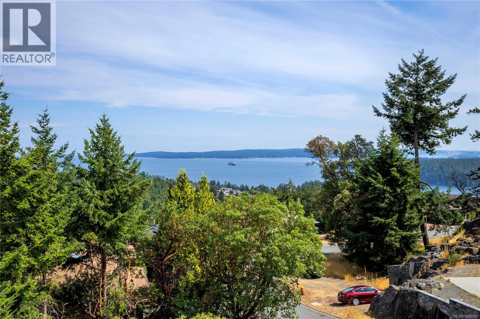 250 Canterbury Cres