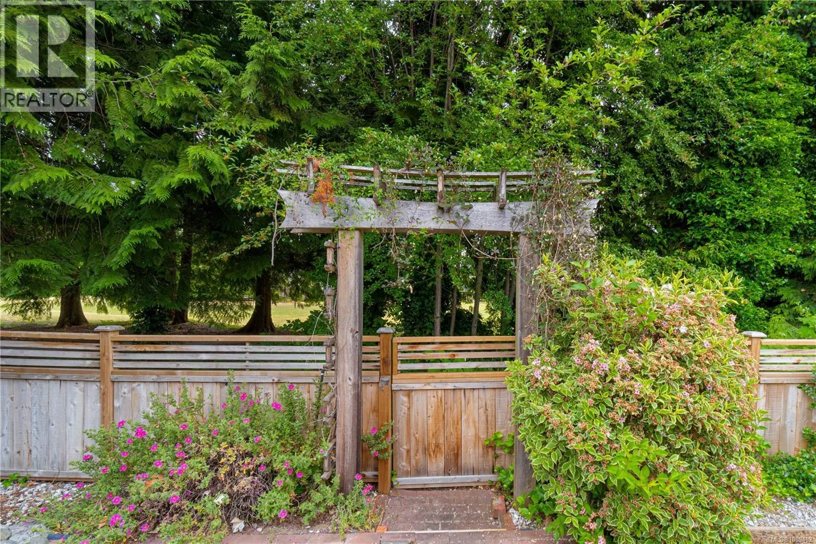 515 Seaward Way