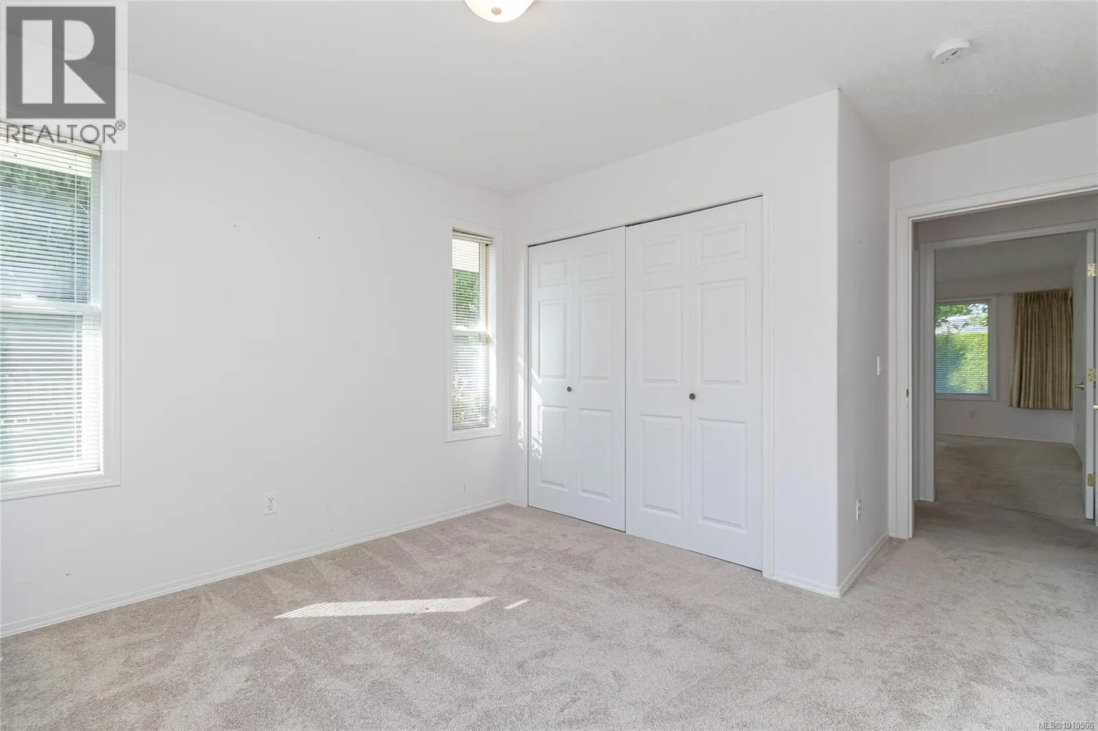 5 1015 Trunk Rd