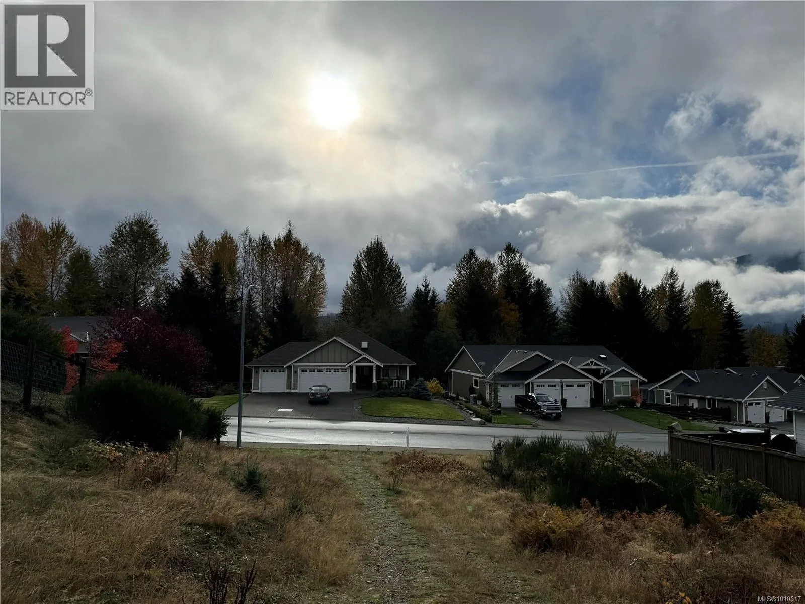 464 Mountain View Dr